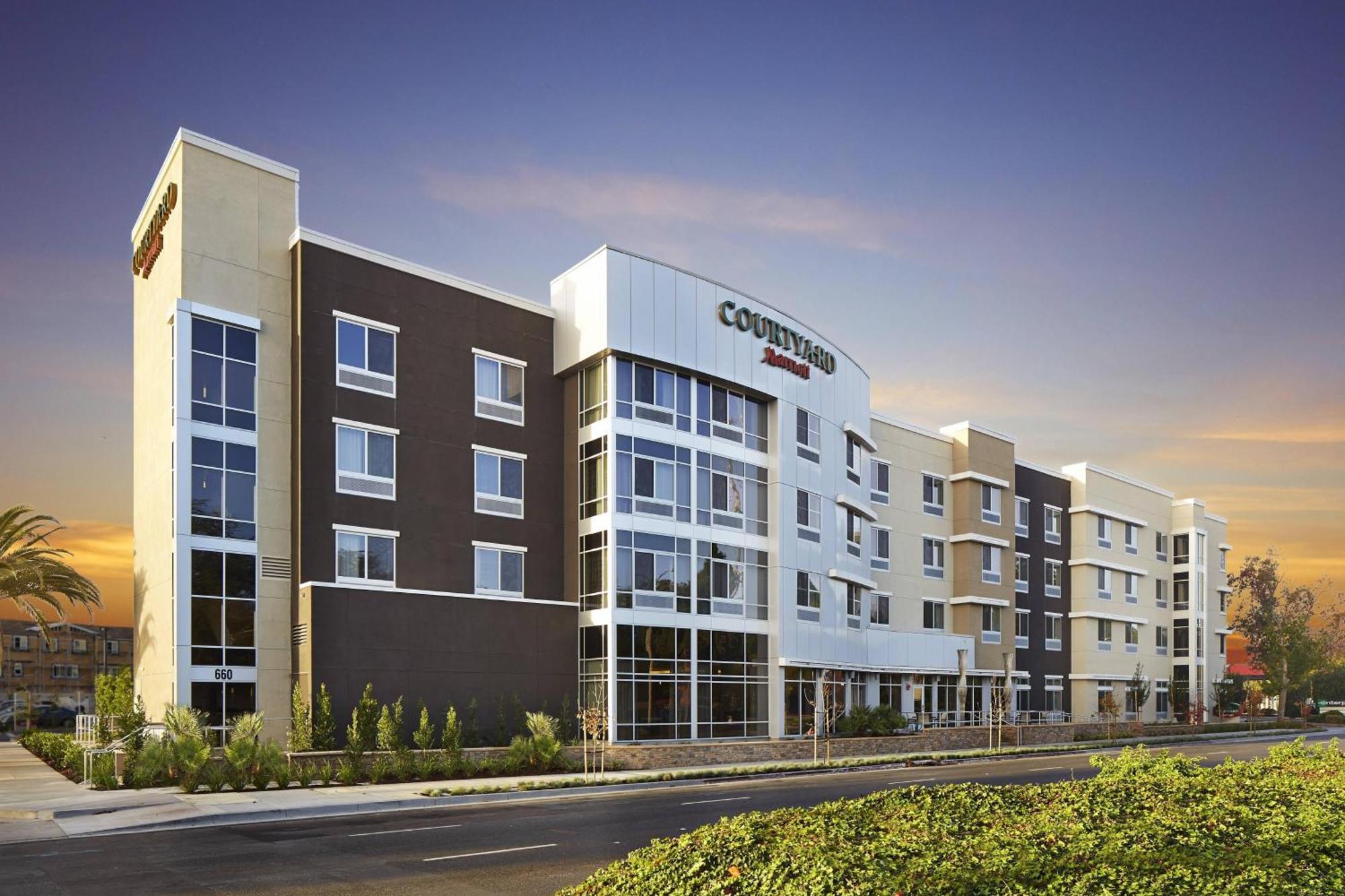 Courtyard By Marriott Sunnyvale Silicon Valley Ngoại thất bức ảnh