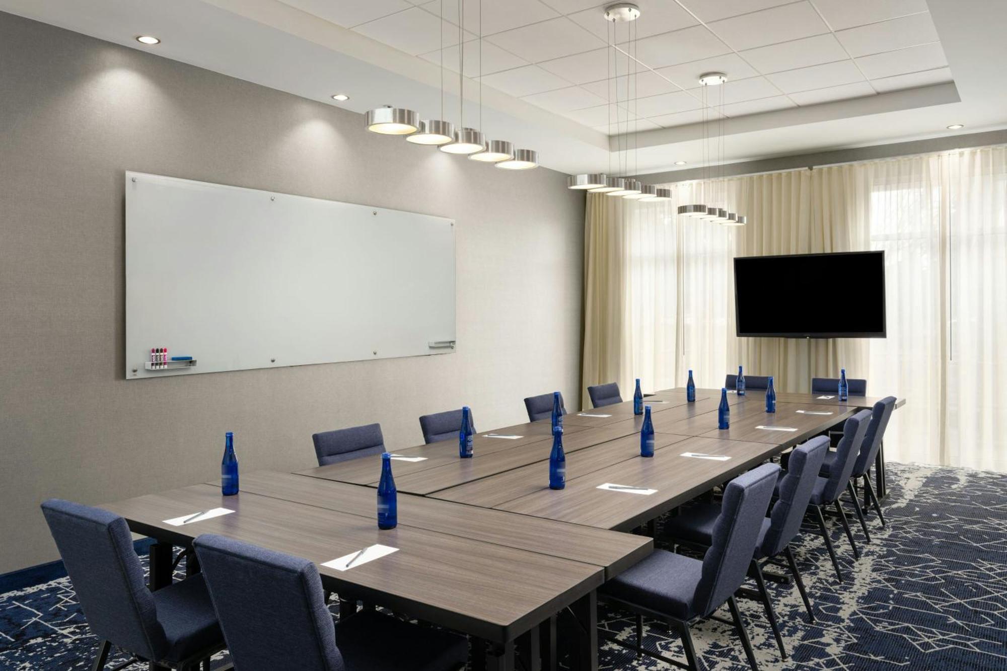 Courtyard By Marriott Sunnyvale Silicon Valley Ngoại thất bức ảnh
